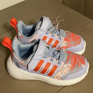 Brand new adidas Moana toddler shoe size 7